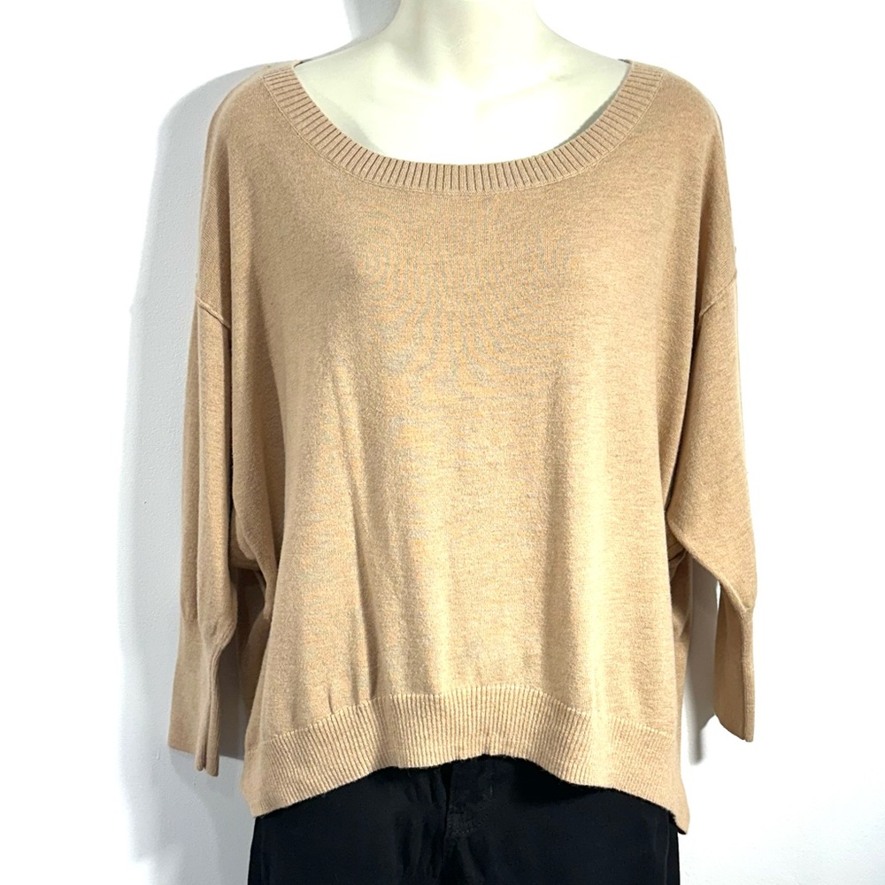 Old Navy Boatneck Tan 3/4-Sleeve Hi-Low hem Bat Wing Sweater
